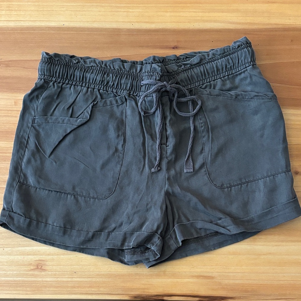 Forever 21 Olive Green High-Waist Drawstring Shorts